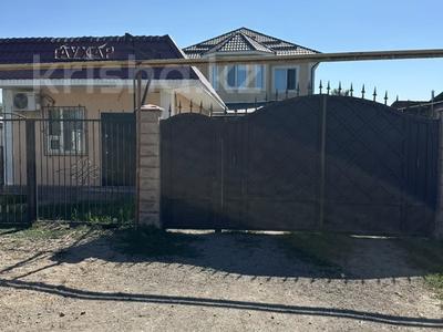 Жеке үй · 6 бөлме · 180 м² · 6 жүзд., Макатаева 42, бағасы: 76 млн ₸ в 