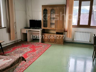 2-комнатная квартира · 50 м² · 2 этаж, мкр АДК Курская 21 за 150 000 ₸ в Алматы, Алатауский р-н