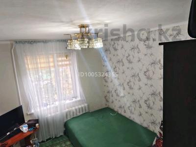 2-бөлмелі пәтер · 54 м² · 3/5 қабат, 4 ш/а 12 — 41 школа, бағасы: 22 млн ₸ в Уральске, мкр 4
