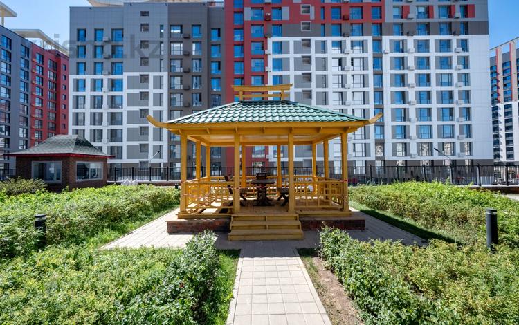 3-комнатная квартира · 95.8 м² · 7/9 этаж, Мухамедханова 4 за 81.5 млн ₸ в Астане, Нура р-н — фото 16