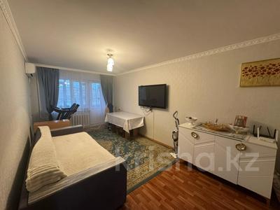 2-бөлмелі пәтер · 45 м² · 3/5 қабат, Строителей 2, бағасы: 7.8 млн ₸ в Аксу
