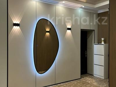 Жеке үй · 3 бөлме · 200 м² · 7.5 сот., 1 мкр 73, бағасы: 44 млн 〒 в Жибек Жолы