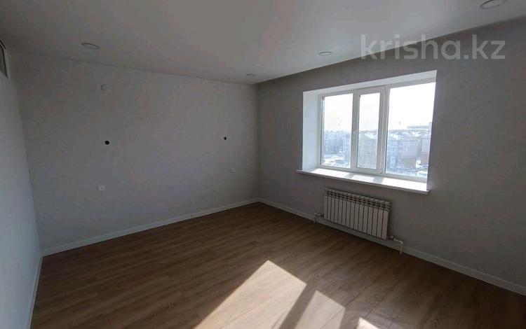 2-комнатная квартира · 64 м² · 8/9 этаж, мкр. Алтын орда 19г — Угол халел досмухамбетулы и тауелсыздык за 22.5 млн ₸ в Актобе — фото 2
