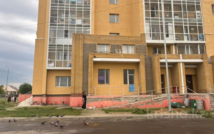 Еркін, кеңселер, дүкендер мен бутиктер, сұлулық салондары, медорталықтар мен дәріханалар, білім орталықтары, ойын-сауық · 305.2 м², бағасы: ~ 107.7 млн ₸ в Астане, Сарыарка р-н — фото 3