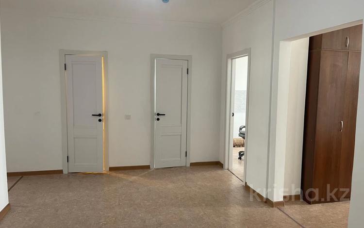 2-бөлмелі пәтер · 81.4 м² · 6/13 қабат, Мукан Тулебаев 5, бағасы: 33 млн ₸ в Астане, Алматы р-н — фото 7