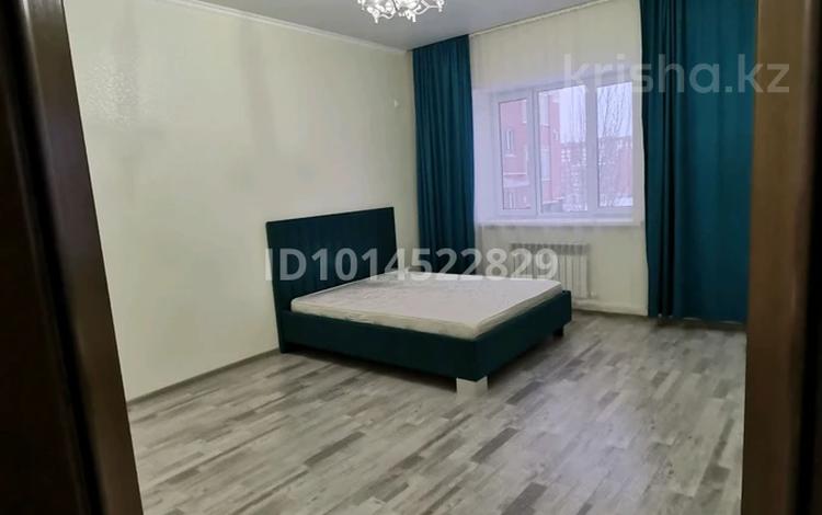 2-бөлмелі пәтер · 77 м² · 1/5 қабат, Алтын орда ш/а., Ораза Татеулы 2а, бағасы: 26 млн ₸ в Актобе, мкр. Алтын орда — фото 2