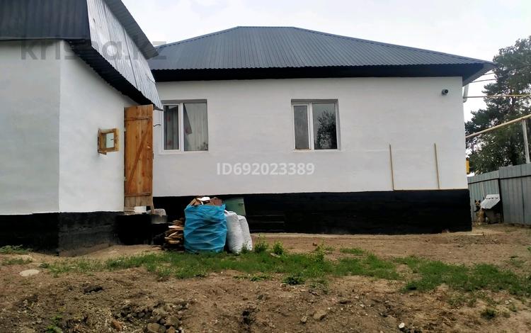 Отдельный дом • 3 комнаты • 60 м² • 4.5 сот., Тилендиева за 19 млн 〒 в Талгаре — фото 3
