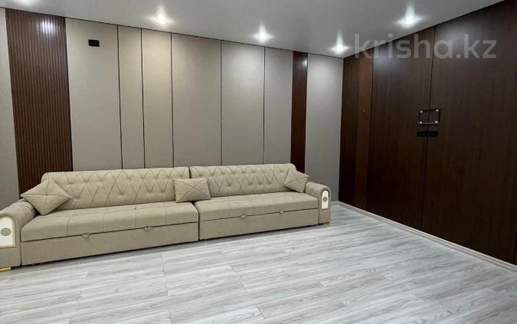 3-бөлмелі пәтер · 107 м² · 1/7 қабат, 20-й мкр участок №19,19\1, бағасы: ~ 35 млн ₸ в Актау — фото 2