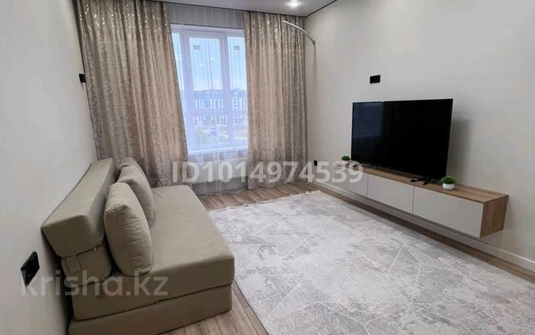 1-комнатная квартира · 38 м² · 5/12 этаж, Е117 43 за 250 000 ₸ в Астане, Есильский р-н — фото 2