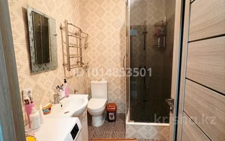 2-комнатная квартира · 64 м² · 8/19 этаж, Брусиловского 167 за 41 млн ₸ в Алматы, Алмалинский р-н — фото 2