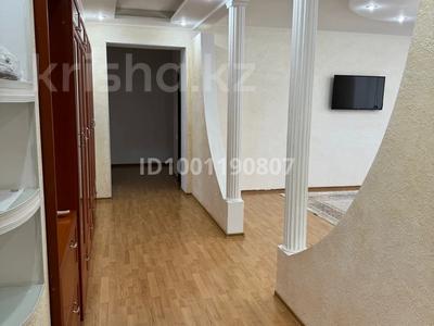 Продажа квартир в Мангистауской обл.: 3-комнатная квартира · 105 м² · 2/5 этаж, 15-й мкр 50 за 32 млн 〒 3-комнатная квартира · 105 м² · 2/5 этаж, 15-й мкр 50 за 32 млн 〒 в Актау