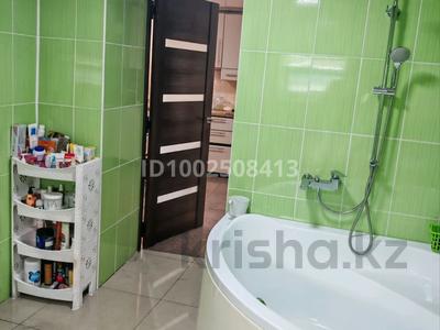 Отдельный дом · 5 комнат · 130 м² · 10 сот., мкр Михайловка , Грибоедова 11 — Западная за 35 млн 〒 в Караганде, Казыбек би р-н