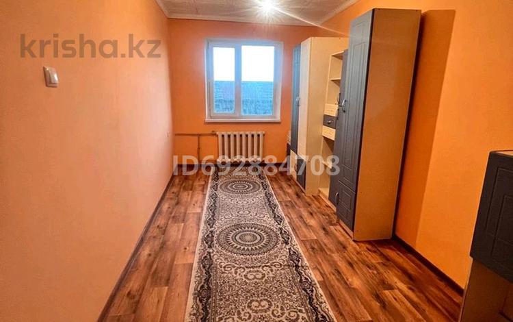3-комнатная квартира, 58 м², 5/5 этаж, Молдағұлова 4 за 17 млн 〒 в Шымкенте, Аль-Фарабийский р-н — фото 2