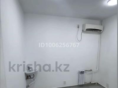 Кабинеты и рабочие места · 7 м² за 90 000 〒 в Актау, 8-й мкр