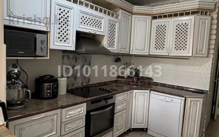 4-бөлмелі пәтер · 82 м² · 1/5 қабат, ул. Абая 83, бағасы: 27 млн ₸ в Сатпаев — фото 2
