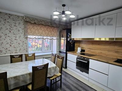 4-комнатная квартира · 106 м² · 5/5 этаж, проспект Сатпаева 29/1 за ~ 42.8 млн 〒 в Усть-Каменогорске