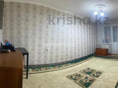 2-комнатная квартира · 51 м² · 4/5 этаж, 16-й микрорайон, 16-й микрорайон 43А за 22 млн 〒 в Шымкенте, Енбекшинский р-н