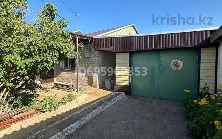 Часть дома · 3 комнаты · 80.7 м² · 4 сот., Ордабая Исаева 9/2 за 34 млн 〒 в Жезказгане — фото 2