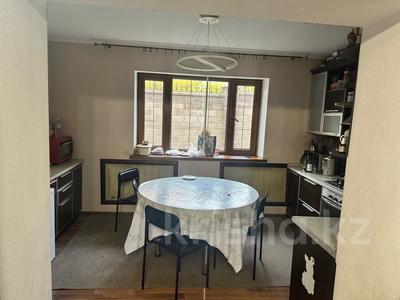 Отдельный дом · 6 комнат · 250 м² · 8 сот., мкр Калкаман-1, Айтбаева 14 за 93 млн ₸ в Алматы, Наурызбайский р-н