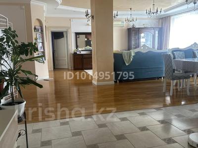4-бөлмелі пәтер · 165 м² · 10/22 қабат, Нажимеденова 10, бағасы: 83 млн ₸ в Астане, Сарайшык р-н