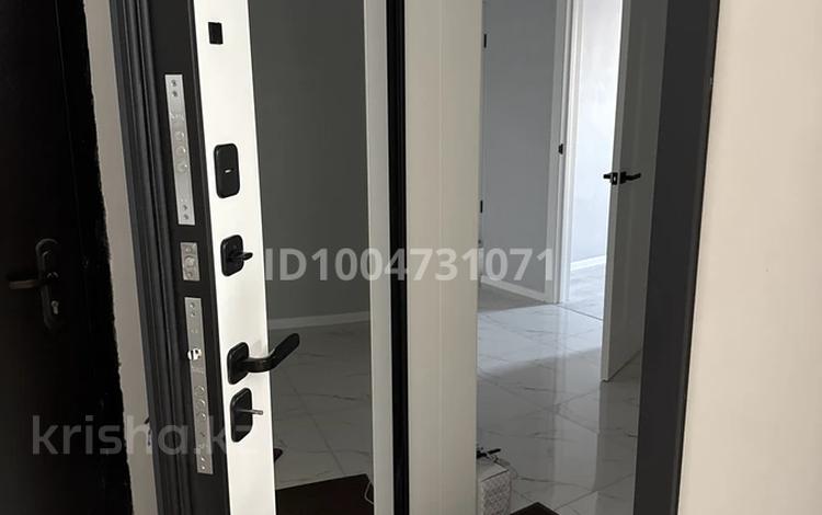 2-комнатная квартира · 71 м² · 1/5 этаж, мкр Северо-Восток 19/А за 195 000 ₸ в Уральске — фото 2
