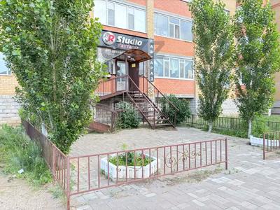 Офисы, магазины и бутики, салоны красоты, медцентры и аптеки, образование · 48.4 м² за 29 млн ₸ в Актобе, Нур Актобе