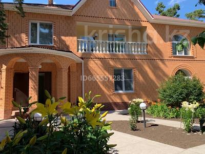 Жеке үй · 5 бөлме · 260 м² · 13 сот., Лол 13, бағасы: 99 млн ₸ в 