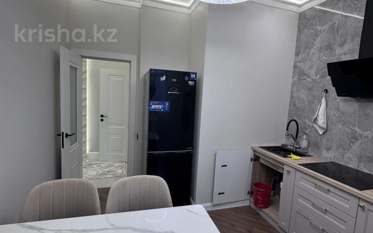 2-комнатная квартира · 37 м² · 15/15 этаж, Толе би 14 за 250 000 ₸ в Астане, Нура р-н — фото 2