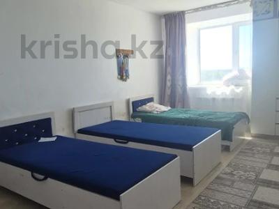 3-бөлмелі пәтер · 90.6 м² · 4/10 қабат, Ермекова 106/6, бағасы: 32 млн ₸ в Караганде, Казыбек би р-н