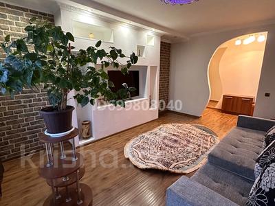 4-бөлмелі пәтер · 80 м² · 4/5 қабат, Сатпаева 13/3 13/3 — Рядом с ТЦ Евразия, бағасы: 350 000 ₸ в Астане, Алматы р-н