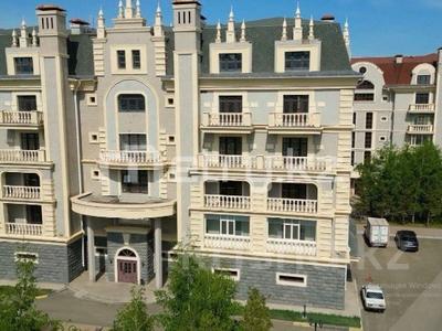Продажа квартир в Астане: 6-комнатная квартира · 424.3 м² · 5/5 этаж, Карашаш ана 19 — Домалак Ана за 245 млн 〒 6-комнатная квартира · 424.3 м² · 5/5 этаж, Карашаш ана 19 — Домалак Ана за 245 млн 〒 в Астане