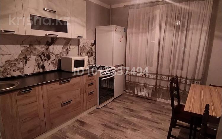2-бөлмелі пәтер · 51 м² · 3/5 қабат, проспект Рыскулова 56 — Угол Белинского, бағасы: 255 000 ₸ в Алматы, Жетысуский р-н — фото 2