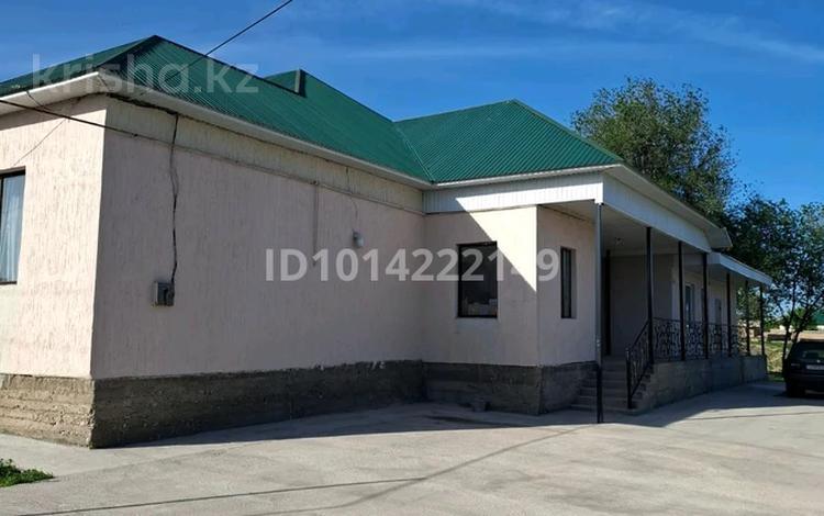 Отдельный дом · 5 комнат · 180 м² · 25 сот., Шаян, Б.Қарашаұлы 107/1 — Ноходется возле Цона прям напротив за 30 млн ₸ в Туркестанской обл. — фото 2