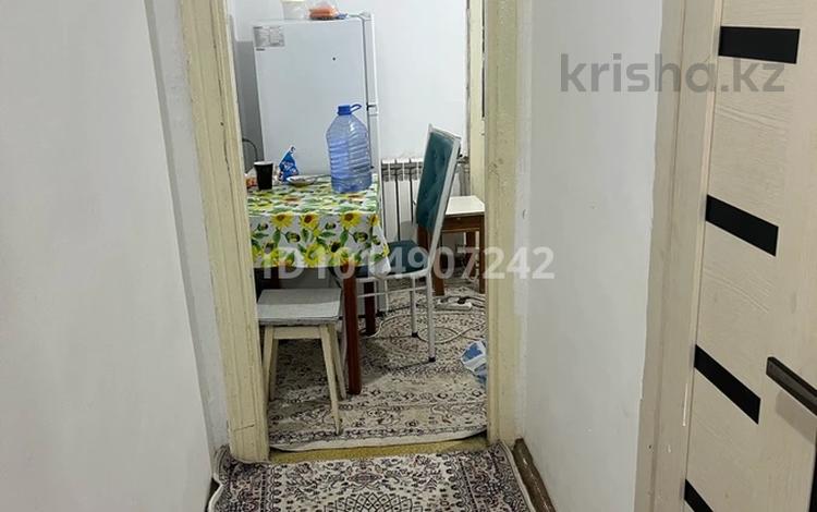 1 бөлме · 30 м² · 4/4 қабат, Улица Сапак Датка 19 — Ерманова, бағасы: 28 000 ₸ в Шымкенте, Аль-Фарабийский р-н — фото 2