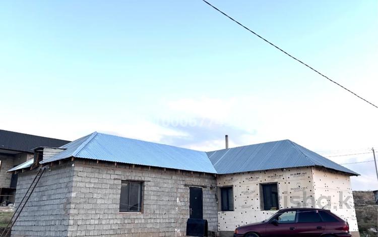 Отдельный дом · 3 комнаты · 80 м² · 8 сот., жилой массив Бадам-2 38/1 — 2 гиске Е32 деп жазыңыз за 15 млн ₸ в Шымкенте, Енбекшинский р-н — фото 2