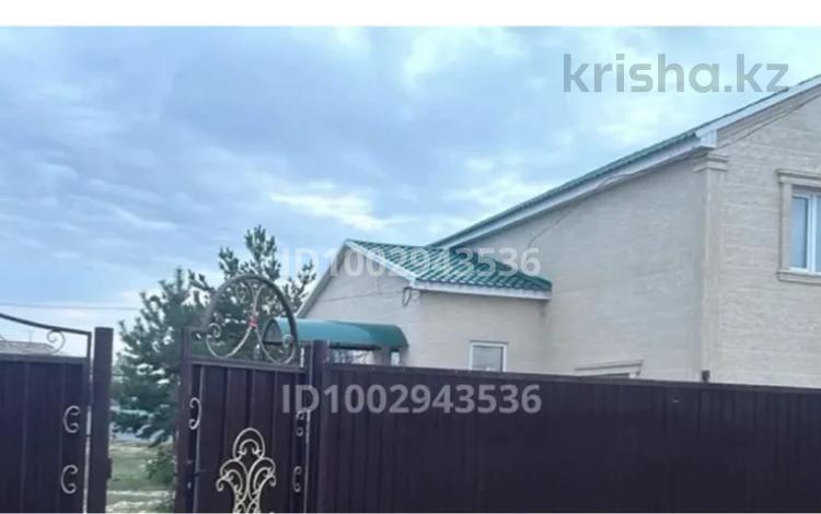 Отдельный дом · 5 комнат · 180 м² · 14 сот., мкр Жастар 2 — Ауезова за 48 млн ₸ в Актобе, жилой массив Жанаконыс — фото 3