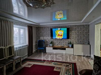 Жеке үй · 3 бөлме · 87.2 м² · 10 сот., Севастопольская 23 — Рядом с "Форсаж", Пересечении улиц: Мухтара Ауэзова и Севастопольской., бағасы: 17.5 млн 〒 в Щучинске