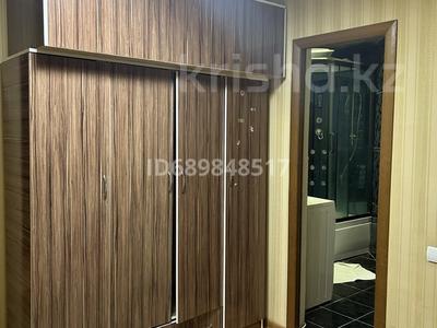 3-комнатная квартира · 72 м² · 4/5 этаж, Абая 130 — Казыбек би за 15 000 〒 в Таразе