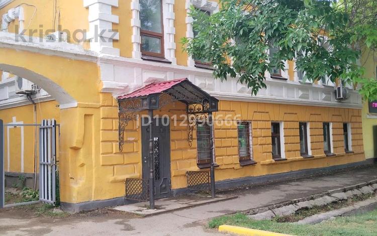 Свободное назначение, офисы, магазины и бутики, общепит, салоны красоты, бани, гостиницы и зоны отдыха, медцентры и аптеки, образование, развлечения · 166 м² за 70 млн ₸ в Уральске — фото 20