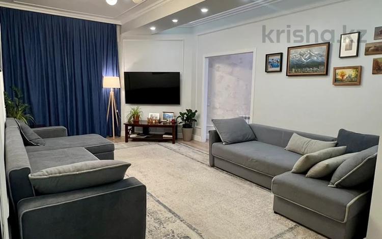 3-бөлмелі пәтер · 90 м² · 5/20 қабат, Самал-2 ш/а., Снегина 33 А — Мендикулова, бағасы: 750 000 ₸ в Алматы, Медеуский р-н — фото 2