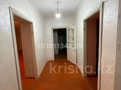 Отдельный дом · 3 комнаты · 100 м² · 12 сот., Рысбек Бегалиева 2 за 12 млн 〒 в Жамбылской обл., Байзак