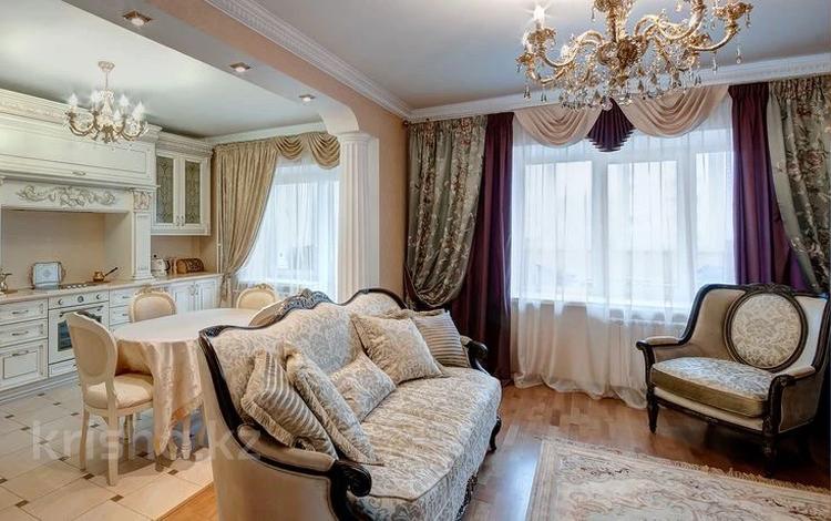 4-комнатная квартира, 180 м², 14/16 этаж помесячно, Аль-Фараби 21