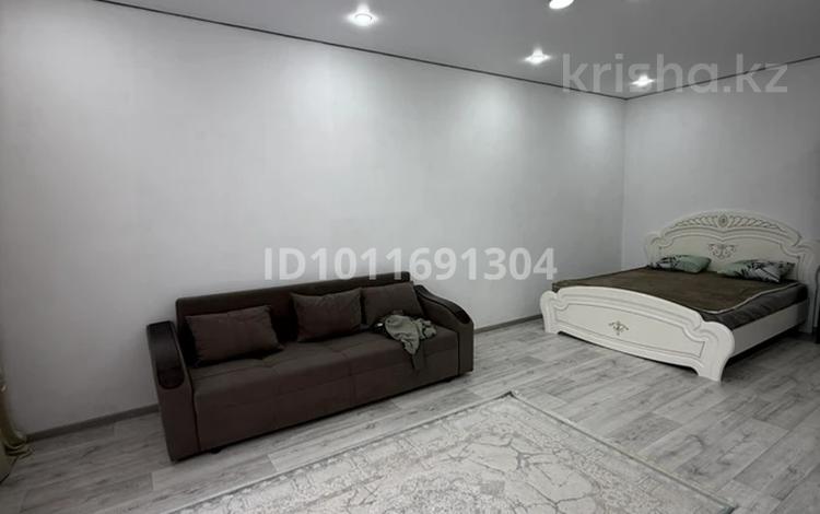 1-комнатная квартира · 60 м² · 4/5 этаж, Ауэзова 207 — Ташенова, Ауэзова , Абая за 1 500 ₸ в Кокшетау — фото 3