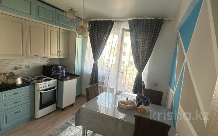 3-бөлмелі пәтер · 75 м² · 2/5 қабат, Шұғыла ш/а., Алтын Орда, бағасы: 36 млн ₸ в Алматы, Наурызбайский р-н — фото 2