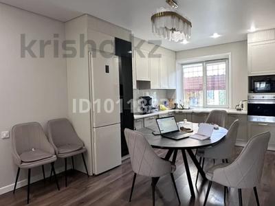 4-бөлмелі пәтер · 100 м² · 1/9 қабат, Просп. Шахтёров 25, бағасы: 58 млн ₸ в Караганде, Казыбек би р-н