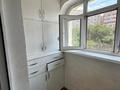 2-бөлмелі пәтер · 62 м² · 4/9 қабат, мкр Жетысу-2 47, бағасы: 280 000 〒 в Алматы, Ауэзовский р-н — фото 2