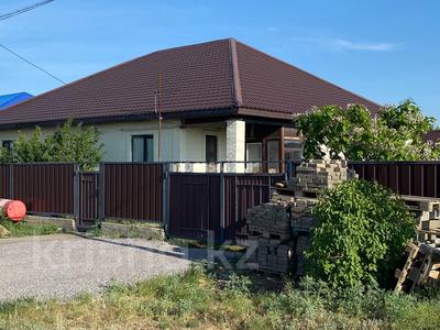 Жеке үй · 4 бөлме · 180 м² · 10 жүзд., Сайгүлік 24, бағасы: 39 млн ₸ в Актобе, жилой массив Рауан
