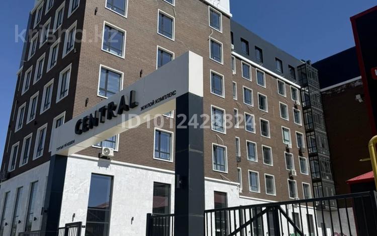 3-бөлмелі пәтер · 100 м² · 5/7 қабат, Маншук Маметовой 44, бағасы: 44 млн ₸ в Уральске — фото 2