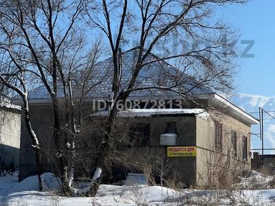 Жеке үй · 5 бөлме · 120 м² · 9 жүзд., Майбулак 86 — Дом находится по трассе, бағасы: 17 млн ₸ в Бекболате