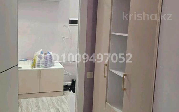 3-бөлмелі пәтер · 73 м² · 2/3 қабат, Таусамалы ш/а., Жандосова 70Б, бағасы: 350 000 ₸ в Алматы, Наурызбайский р-н — фото 2